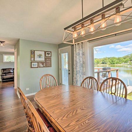 Lakefront Oasis With Boat Dock, Fire Pit, Grill Bristol Exterior foto