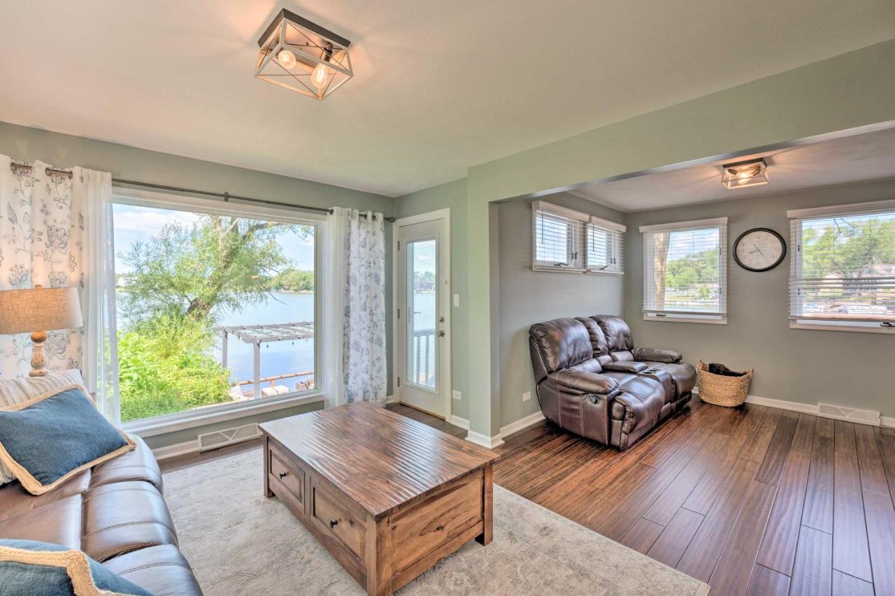 Lakefront Oasis With Boat Dock, Fire Pit, Grill Bristol Exterior foto