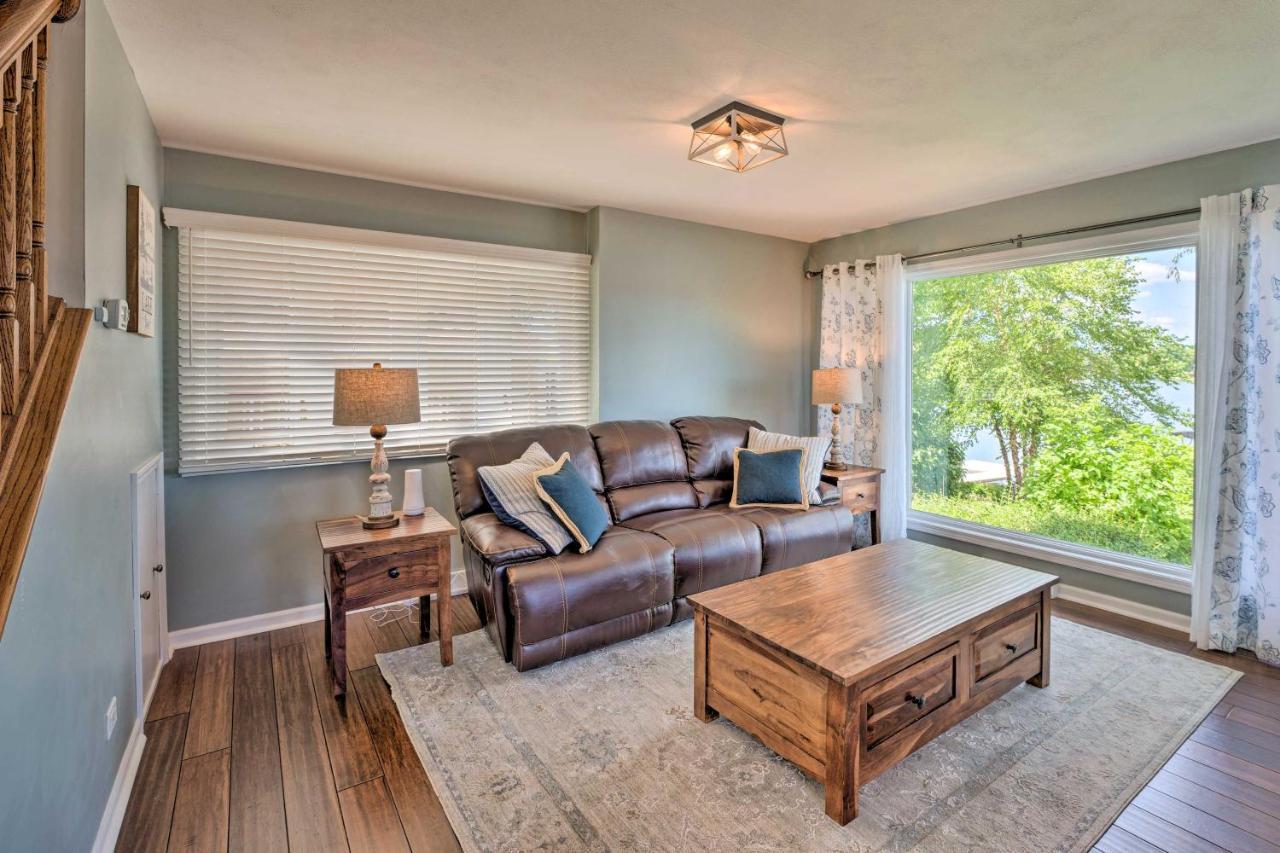 Lakefront Oasis With Boat Dock, Fire Pit, Grill Bristol Exterior foto